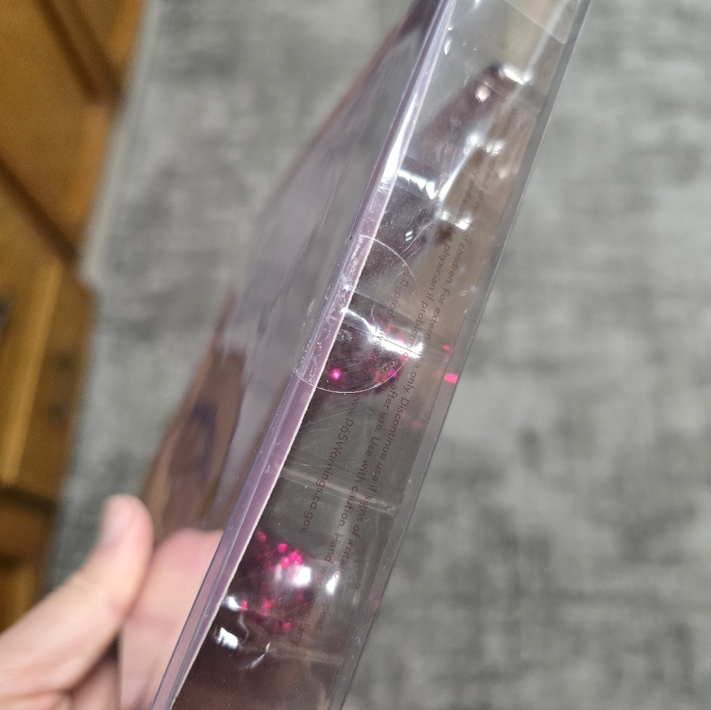The Creme Shop X Hello Kitty Luv Wave Brush Set - Picture 2 of 4